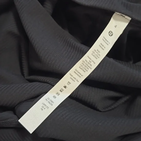 Lululemon Athletica Women's Black Ribbed HR Pants - Picture 5 of 5